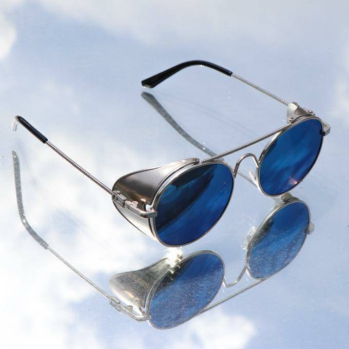 Raaz-Unisex Silver And Blue Metal Steampunk Round Sunglasses
